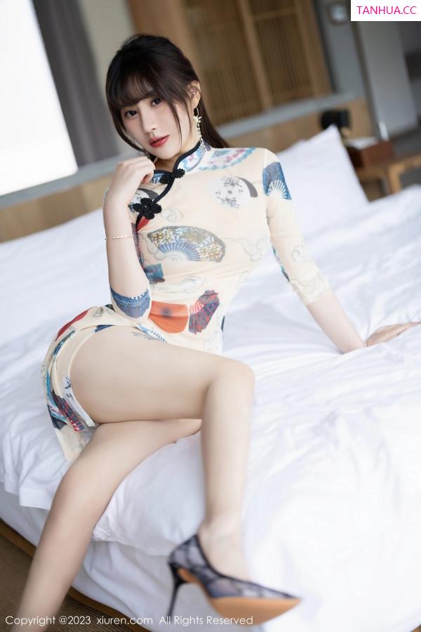 张欣欣 馨沁 [XiuRen]高清写真图 2023.05.31 No.6831 张欣欣 海南岛旅拍第32张图片